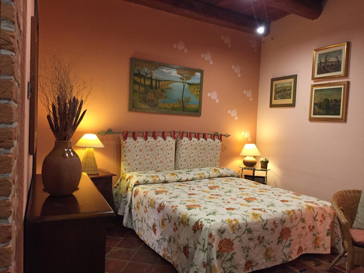 Cascina Baresane Bed and Breakfast Alba  Buitenkant foto