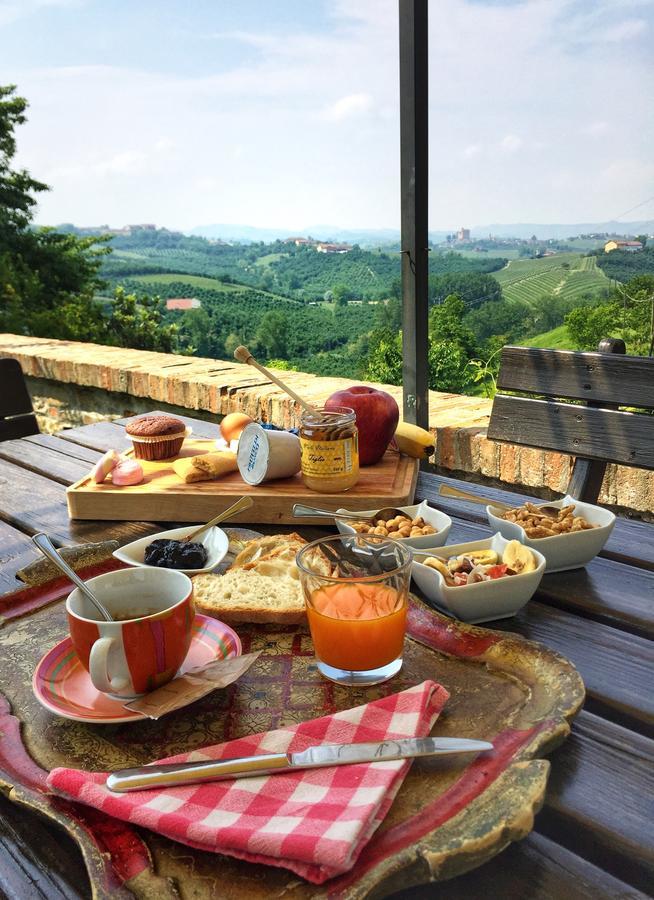 Cascina Baresane Bed and Breakfast Alba  Buitenkant foto