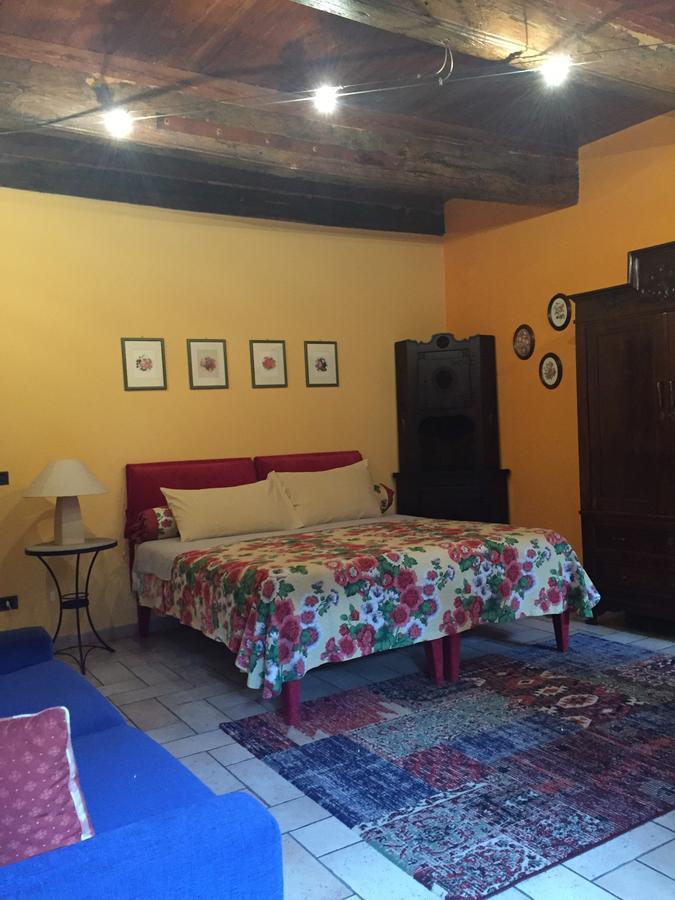 Cascina Baresane Bed and Breakfast Alba  Buitenkant foto